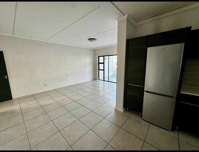 3 BEDROOM APARTMENT RENTED IN BRYANSTON